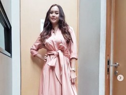 Soal Gugat Cerai, Aura Kasih: Perpisahan Itu Hal yang Sangat Menyedihkan