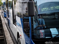 Berlaku Hari Ini, Begini Perubahan Jam Operasional TransJakarta