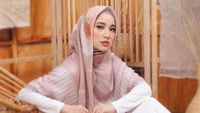 Chacha Frederica Jadi Istri Bupati Kendal Terpilih, Sontek 8 Gaya Hijabnya
