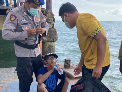 Potret Dedik Ngapung Mau Berlayar Balikpapan-Malang Pakai Galon