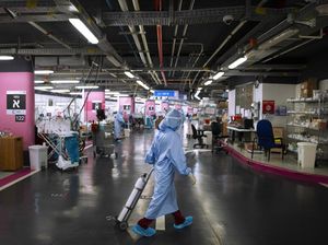 Israel Sulap Parkiran Jadi Ruang Rawat Pasien Corona