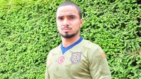 Jersey ketiga klub asal Turki, Istanbul Basaksehir yang disebut-sebut mirip baju tidur (Getty Images)