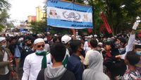 Massa di Cimahi Desak Habib Rizieq Dibebaskan