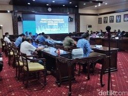 Bupati Sumenep Positif COVID-19, Kantor Pemkab Masih Gelar Rapat