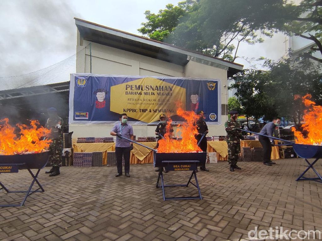 Dalam Setahun, Bea Cukai Semarang Amankan 2 Juta Rokok Ilegal-6 Tersangka Dalam Setahun, Bea Cukai Semarang Amankan 2 Juta Rokok Ilegal-6 Tersangka