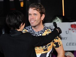 Akun TikTok Diblokir karena Bullying, Perez Hilton Menangis Minta Tolong