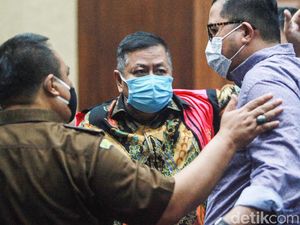 Hakim Kabulkan Permohonan JC Tommy Sumardi di Kasus Red Notice Hakim Kabulkan Permohonan JC Tommy Sumardi di Kasus Red Notice