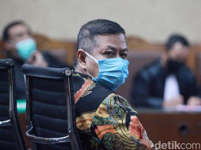 Sidang Pledoi, Tommy Sumardi Ngaku Salah Jadi Perantara Suap