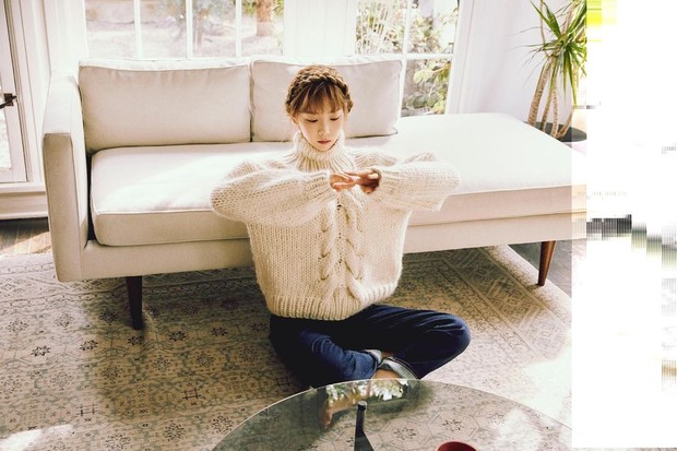 Taeyeon SNSD/ Foto: Instagram.com/taeyeon_ss style rambut kepang Taeyeon SNSD