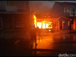 Ledakan 7 Gas Melon Hanguskan Warung Tahu di Kuningan