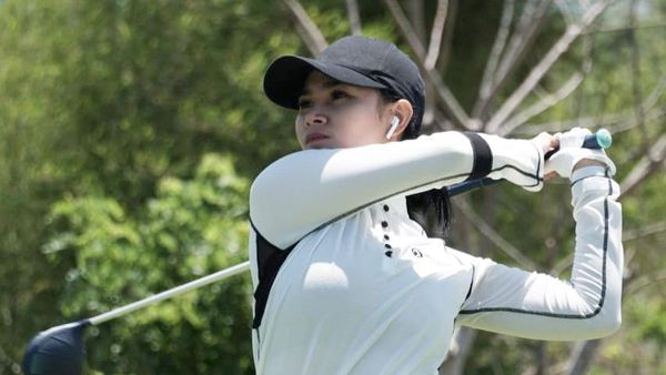 9 Potret Gina Aditya, Chef yang Jadi Bidadari Lapangan Golf