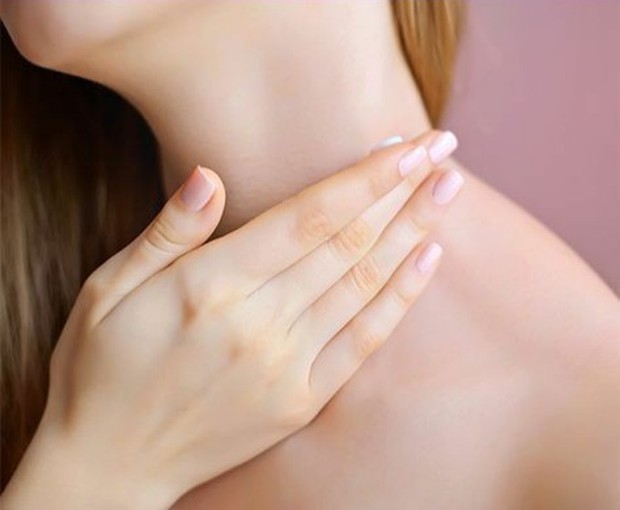 Area leher juga perlu dirawat agar tidak keriput/Foto: Pinterest/beautypic kebiasaan buruk terhadap kulit wajah