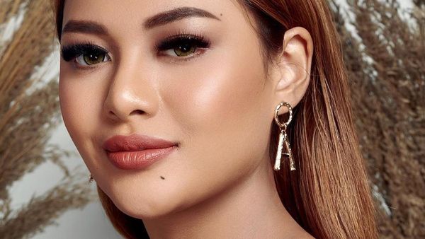 5 Foto Terbaru Aurel Hermansyah, Cantiknya Bikin Pangling