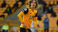 Di nomor 6 ada Fabio Silva yang masih berusia 18 tahun. Pemain Wolves ini digaji 80 ribu paun atau setara Rp 1,5 miliar per pekan (Getty Images/Pool)