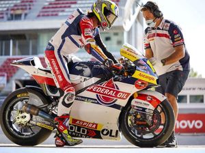 Produk Oli Asal Indonesia Perpanjang Kontrak dengan Tim Moto2 Produk Oli Asal Indonesia Perpanjang Kontrak dengan Tim Moto2