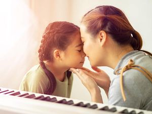 Ucapan Selamat Hari Ibu Warnai Ungkapan Cinta Netizen