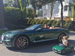 Jadi Pemain Terbaik FIFA 2020, Ini Koleksi Mobil Lewandowski