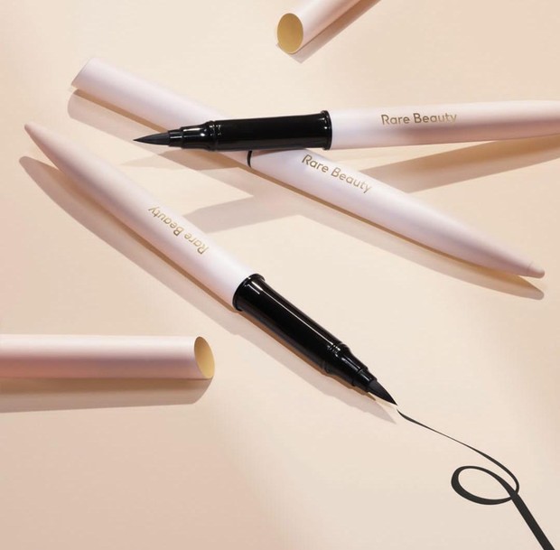 Liquid Liner/source:instagram.com/rarebeauty