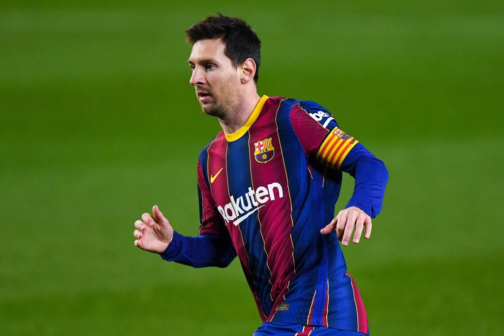 BARCELONA, SPAIN - DECEMBER 13: Lionel Messi of FC Barcelona looks on during the La Liga Santader match between FC Barcelona and Levante UD at Camp Nou on December 13, 2020 in Barcelona, Spain. (Photo by David Ramos/Getty Images)