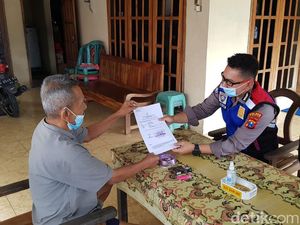 Polisi di Pacitan Ini Mudahkan Warga yang Kehilangan Dokumen Hanya via WA