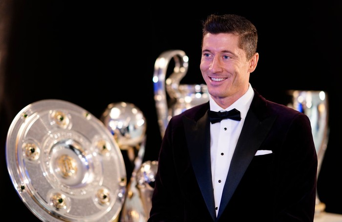 MUNICH, GERMANY - DECEMBER 17: Robert Lewandowski of FC Bayern Muenchen gives an interview after the FIFA The BEST Awards ceremony on December 17, 2020 in Munich, Germany. Lewandowski was awarded as FIFA World Player 2020 on Thursday.  (Photo by Pool/Marco Donato-FC Bayern/Pool via Getty Images)
