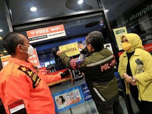 Langgar Aturan Jam Operasional, 4 Toko Modern di Bandung Disegel