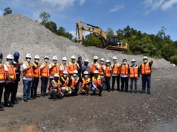 Limbah Tambang Freeport Dipakai buat Bangun Jalan di Papua