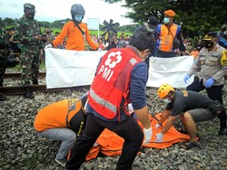 Kakek Pemotor Tewas Tertabrak KA Pertamina di Sragen