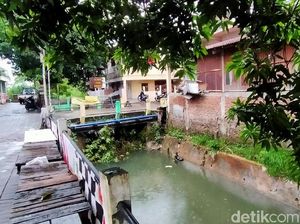 Penyelamatan Heroik Bocah Hanyut di Sungai Surabaya, Begini Cerita Sebenarnya