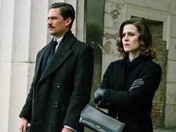 Pennyworth Musim 2 Tampilkan Awal Kisah Thomas Wayne dan Martha Kane