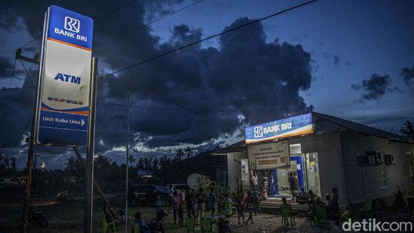 Saat BRI Tak Kenal Waktu Melayani Masyarakat di Perbatasan