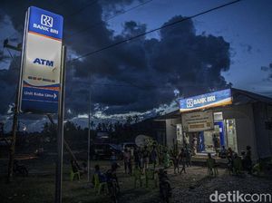 Saat BRI Tak Kenal Waktu Melayani Masyarakat di Perbatasan