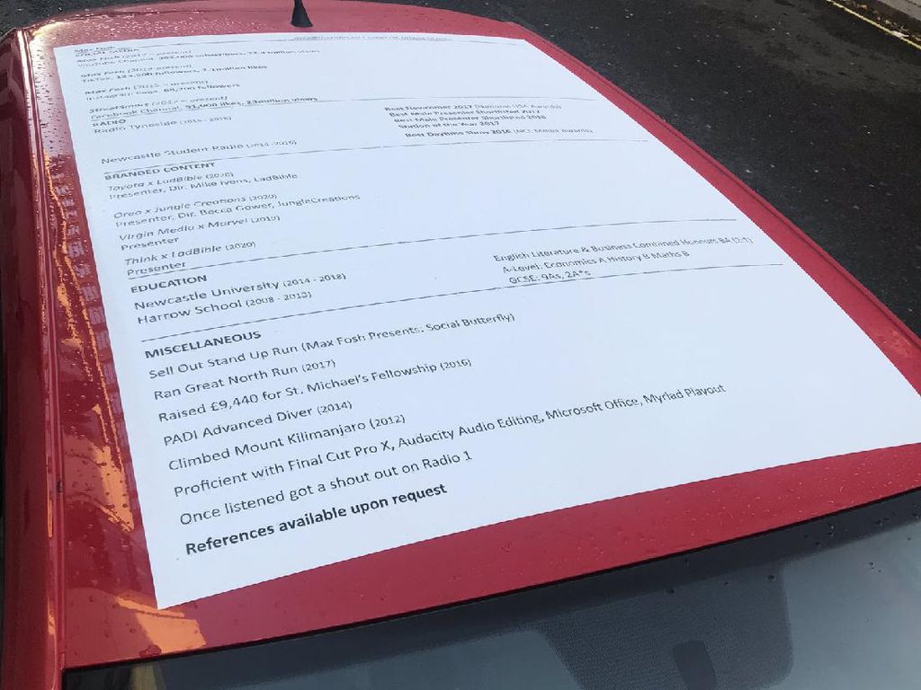 Pasang CV di Atap Mobil, Pria Ini Sukses Menarik Perhatian Calon Bos Pasang CV di Atap Mobil, Pria Ini Sukses Menarik Perhatian Calon Bos
