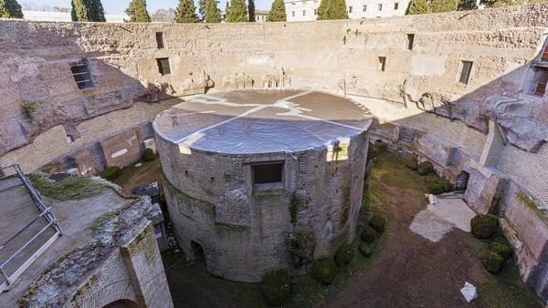Penampakan Makam Melingkar Terbesar Dunia di Italia