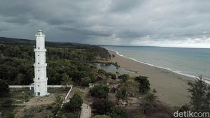 Potret Mercusuar di Perbatasan RI-Timor Leste