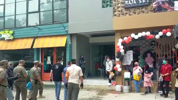 Restoran Rizky Billar didatangi petugas kecamatan