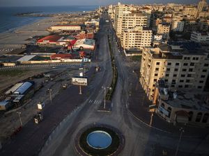 Sepinya Jalur Gaza Saat Kembali Lockdown