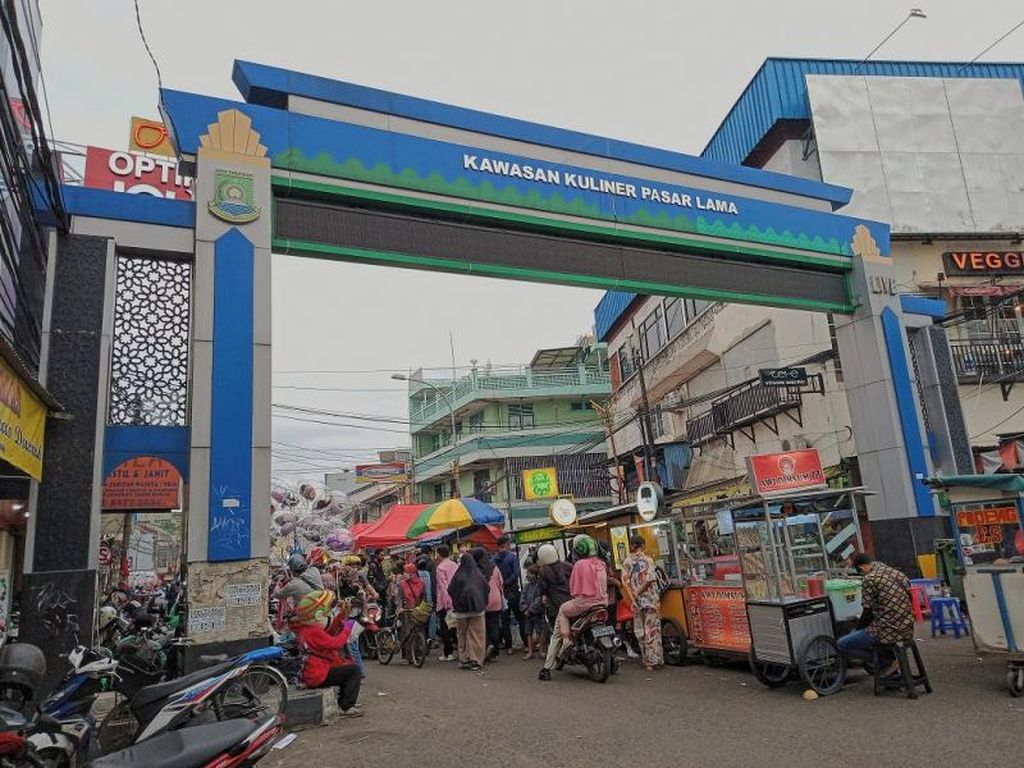 Wisata Kuliner di Pasar Lama Tangerang, Komplet Banget!