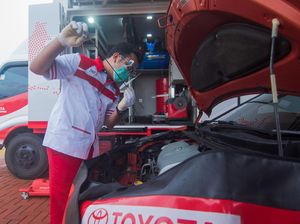 Guys, Ini Risikonya Jika Oli Mesin Melebihi atau Kurang dari Takaran Guys, Ini Risikonya Jika Oli Mesin Melebihi atau Kurang dari Takaran