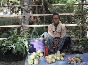 Begini Sibuknya Pasar di Perbatasan RI yang Buka Seminggu Sekali Begini Sibuknya Pasar di Perbatasan RI yang Buka Seminggu Sekali