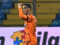 Ronaldo Samai Catatan Legenda Juventus