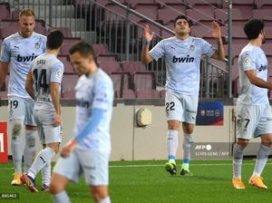Maxi Gomez Lagi-lagi Jadi Mimpi Buruk untuk Barcelona Maxi Gomez Lagi-lagi Jadi Mimpi Buruk untuk Barcelona