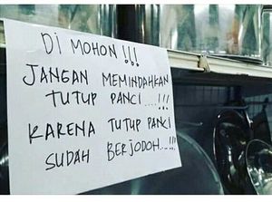 8 Pemberitahuan Nyeleneh Unfaedah Pedagang, Bikin Nyengir-nyengir Sendiri