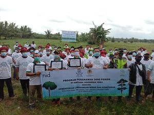 Gandeng KLHK, PT Nirvana Indonesia Tanam 3000 Pohon di Langkat Sumut