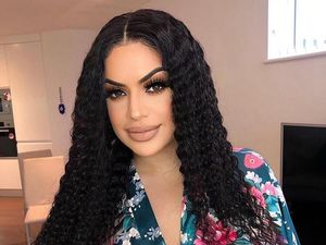 Penampilan Mantan Resepsionis yang Terobsesi Punya Bokong Terseksi Penampilan Mantan Resepsionis yang Terobsesi Punya Bokong Terseksi