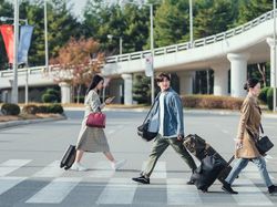 Lovestruck in the City, Potret Bucin Warga Ibukota