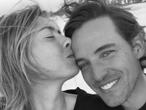 Asoy! Maria Sharapova Tunangan dengan Miliarder Inggris