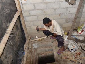 4 Fakta Terbongkarnya Bunker Teroris Upik Lawanga untuk Rakit Senjata 4 Fakta Terbongkarnya Bunker Teroris Upik Lawanga untuk Rakit Senjata