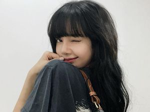 Lisa BLACKPINK Viral Jadi Meme, Pakai Green Screen di Video Klip SXY GIRL Lisa BLACKPINK Viral Jadi Meme, Pakai Green Screen di Video Klip SXY GIRL