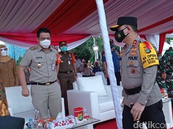 TNI-Polri Apel Pengamanan Natal-Tahun Baru di Monas, Wagub DKI Hadir